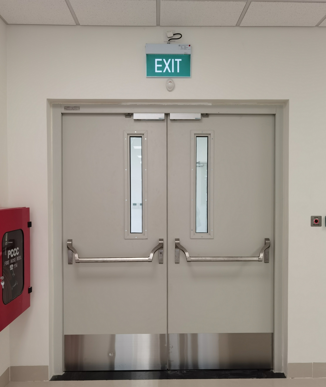 INSULATED FIRE STEEL DOORS